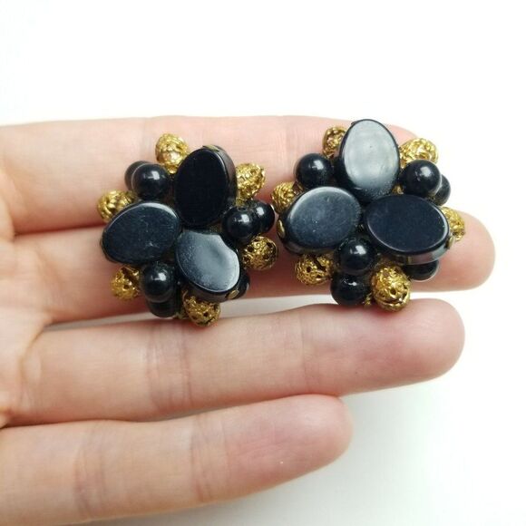 Vintage Retro Black Beaded Cluster Clip On Earrings, Retro Estate - Picture 1 of 6